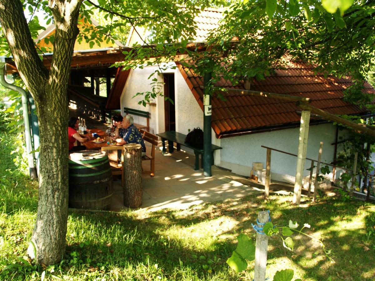 Haus Gertraud Villa Bad Gleichenberg Exterior foto